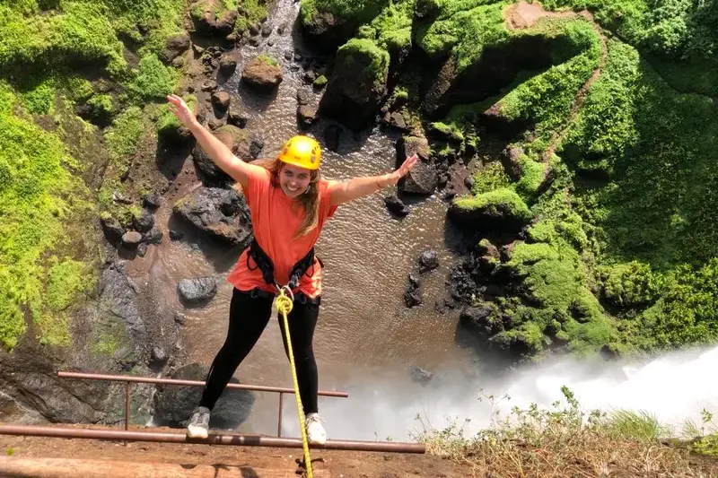 Abseiling Sipi Falls